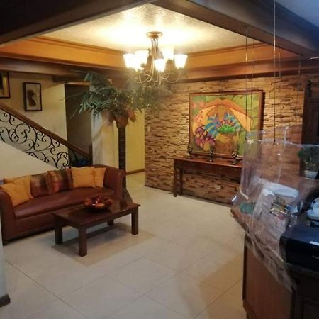 Reddoorz At Casa Marabella Villamonte Bacolod City Экстерьер фото