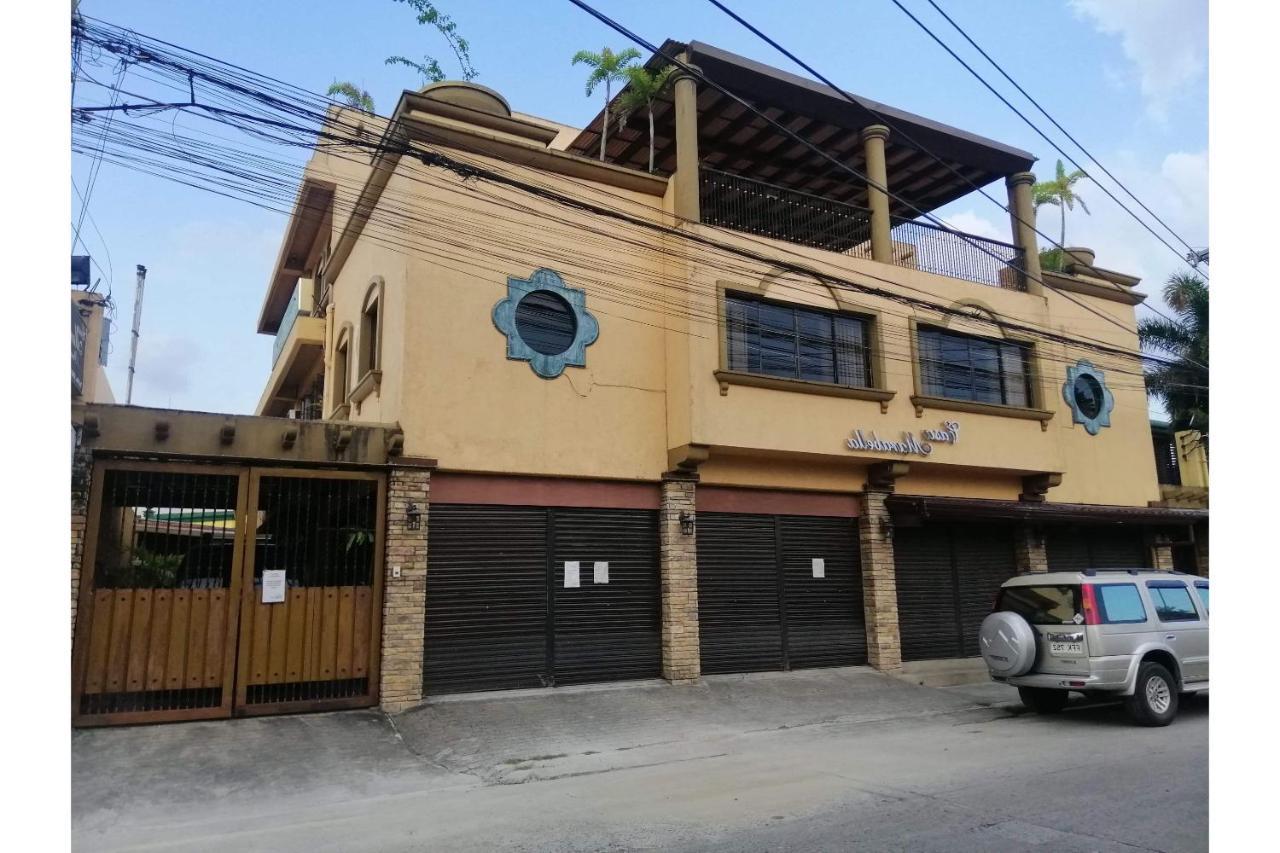Reddoorz At Casa Marabella Villamonte Bacolod City Экстерьер фото