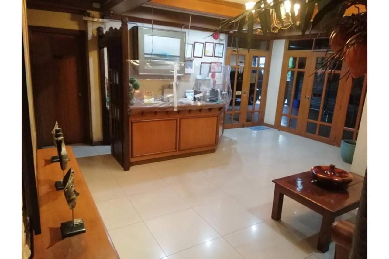 Reddoorz At Casa Marabella Villamonte Bacolod City Экстерьер фото