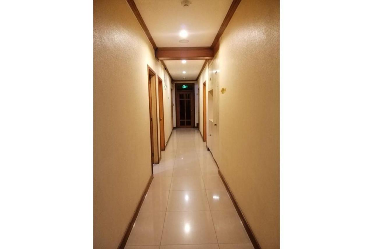 Reddoorz At Casa Marabella Villamonte Bacolod City Экстерьер фото