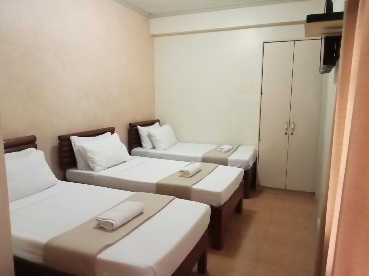 Reddoorz At Casa Marabella Villamonte Bacolod City Экстерьер фото