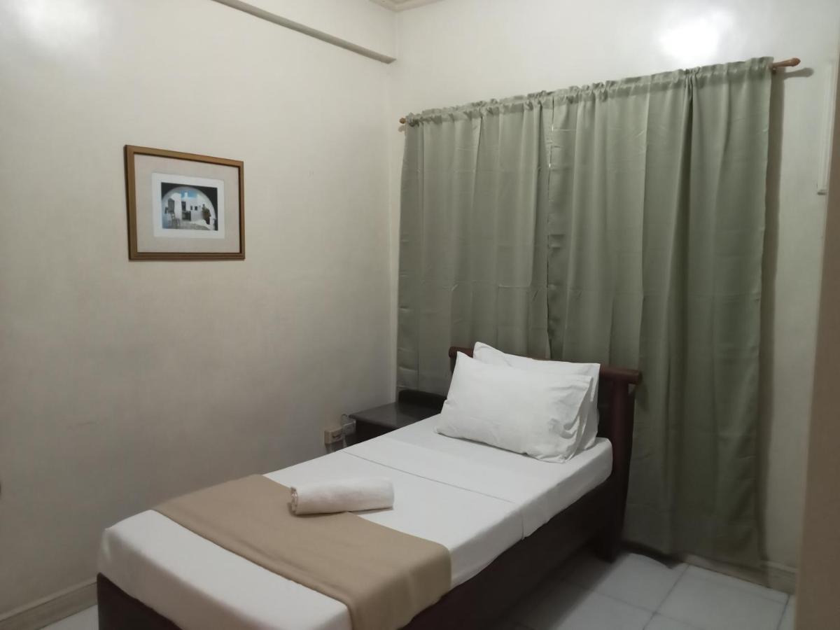 Reddoorz At Casa Marabella Villamonte Bacolod City Экстерьер фото