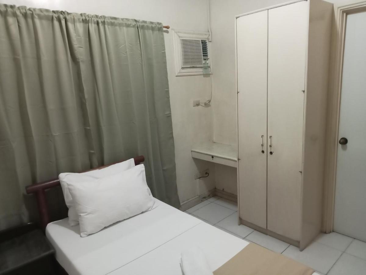 Reddoorz At Casa Marabella Villamonte Bacolod City Экстерьер фото