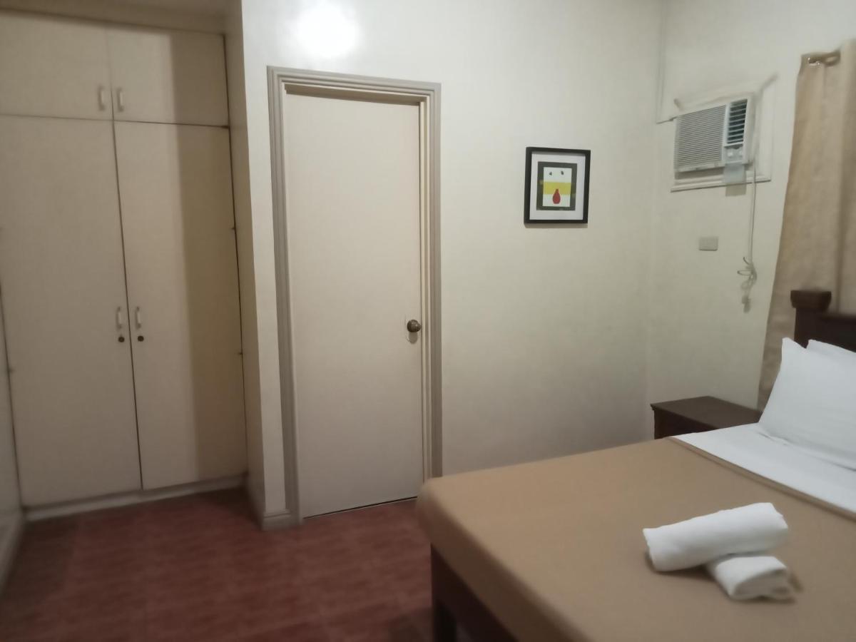 Reddoorz At Casa Marabella Villamonte Bacolod City Экстерьер фото