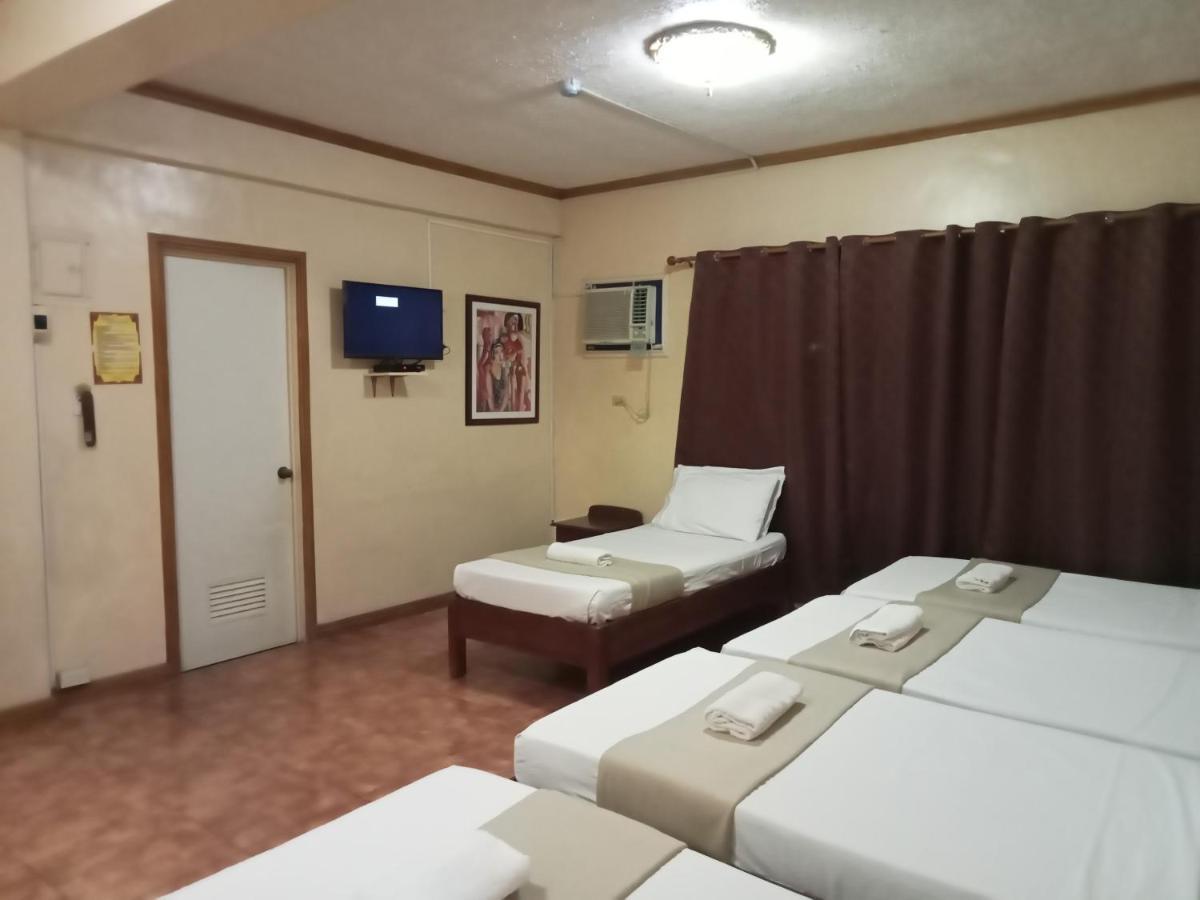 Reddoorz At Casa Marabella Villamonte Bacolod City Экстерьер фото