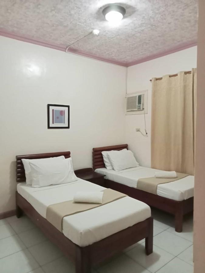 Reddoorz At Casa Marabella Villamonte Bacolod City Экстерьер фото